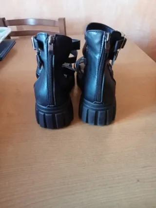 Sandalias gladiador negras talla 40