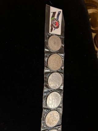 16 Monedas de Uzbekistán