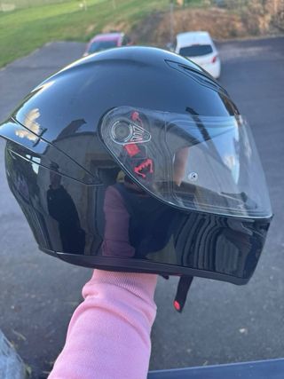 Casco de moto AGV negro