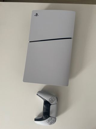 Consola Sony PlayStation 5 Blanca