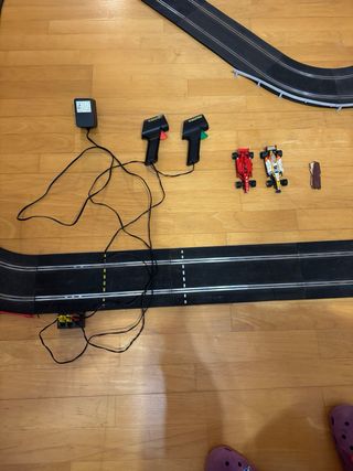 Circuito Scalextric con coches, mandos y transform