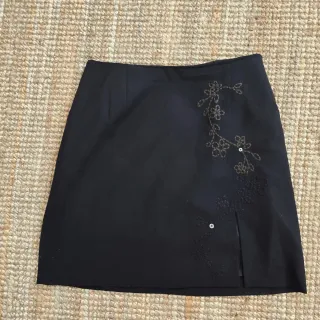 Falda Moschino Cheap & Chic Negra Bordada