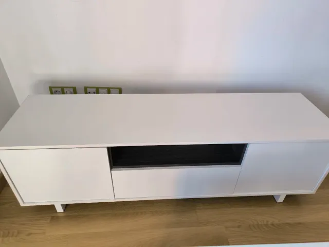 Mesa TV lacada blanca