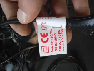 Catena Luminosa Luci Rosse