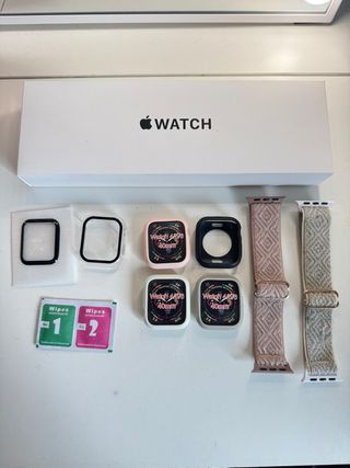 Apple Watch SE con Accesorios y Correas
