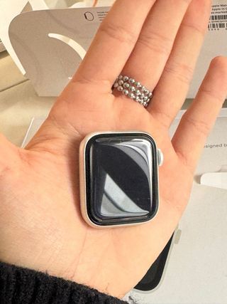 Apple Watch SE con Accesorios y Correas