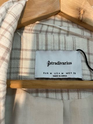 Americana ligera Stradivarius