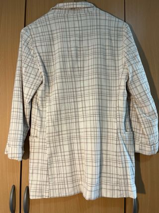 Americana ligera Stradivarius