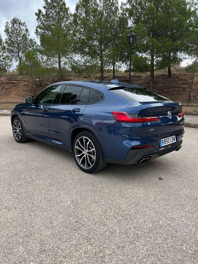 BMW X4 M40i