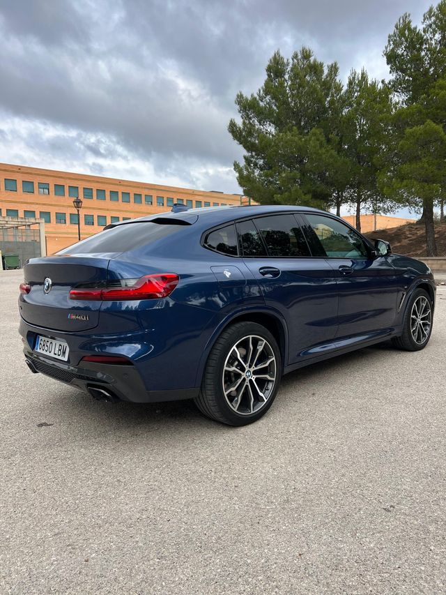 BMW X4 M40i