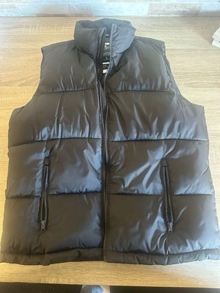 Chaleco Hollister Negro Talla L