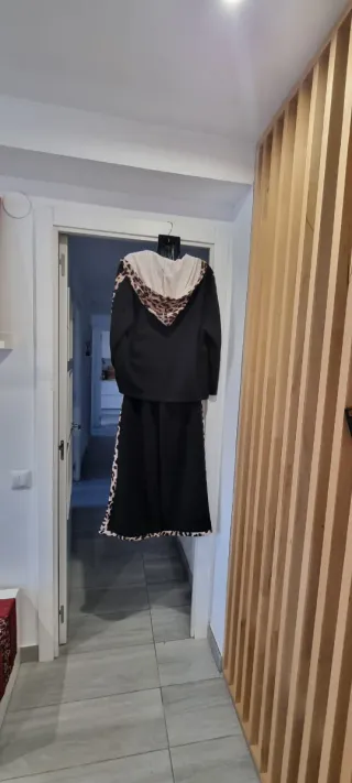 Conjunto americana y pantalón estampado