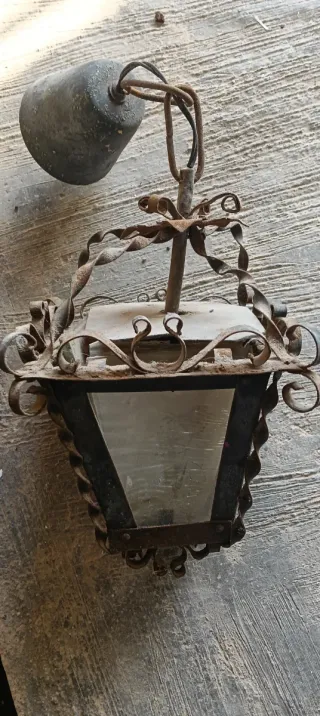 Farol antiguo hierro forjado