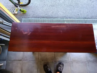 Zapatero de madera con puertas de bambú