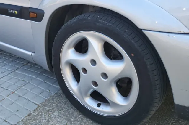 Llantas 15 pulgadas con neumáticos