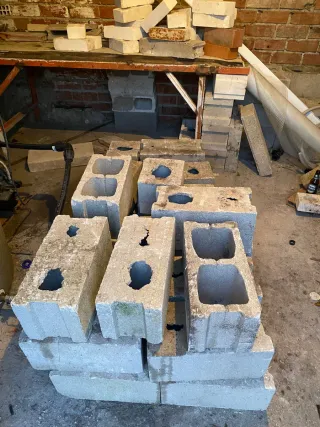 Se regalan Ladrillos de hormigón