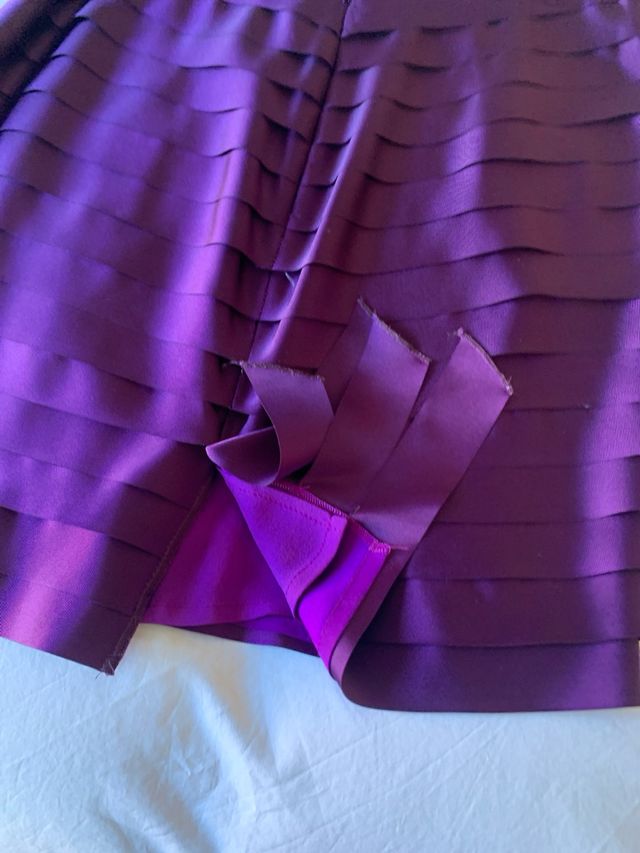 Falda cintura baja Alfredo Villalba cardenal