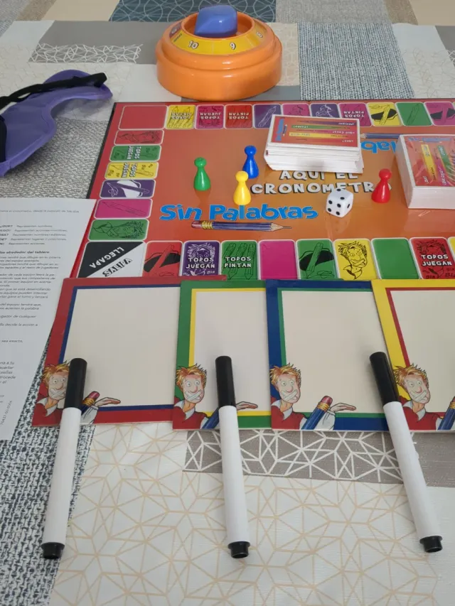 Sin Palabras Juego de Mesa Goliath