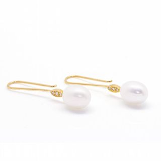 Pendientes Perla Ovalada y Diamantes Oro