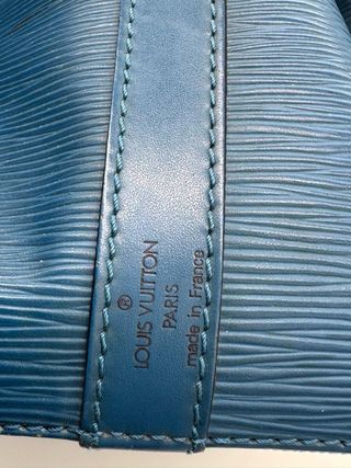 Louis Vuitton Bolso Cubo Azul Epi