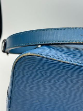 Louis Vuitton Bolso Cubo Azul Epi