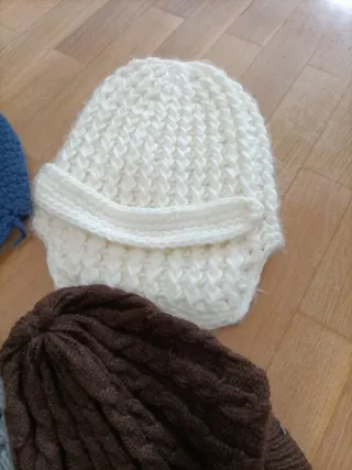 4 Gorros de Lana Mujer