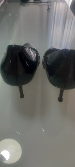 Zapatos de tacón negros