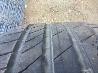 Neumático de coche.  315-35-21 Kumho Escta 111Y