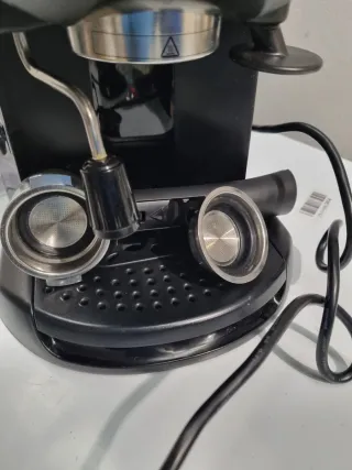 Cafetera DeLonghi EC201.CD.B Bomba