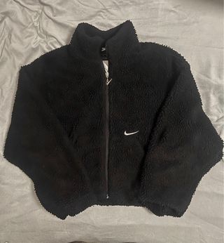 Chaqueta Nike borrego negra