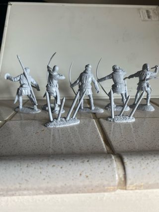 SOLDATINI WARHANSA ROBIN HOOD. 5 FIGURE. PLASTICA
