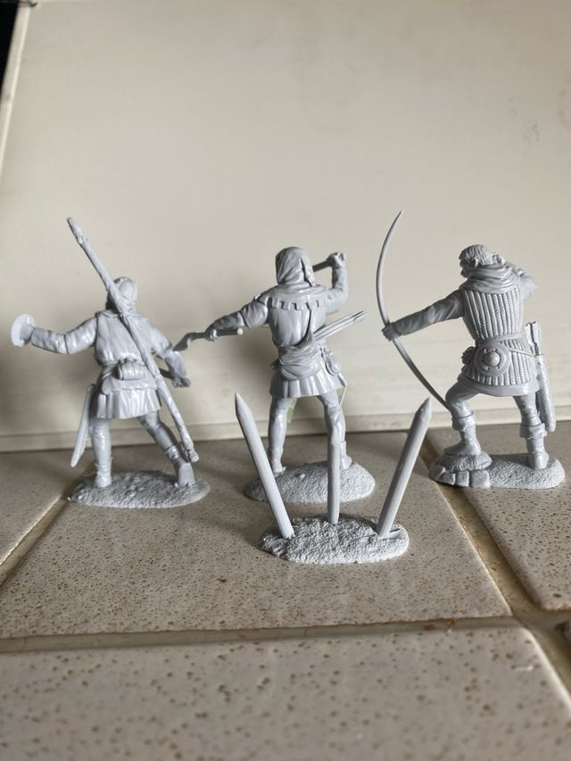 SOLDATINI WARHANSA ROBIN HOOD. 5 FIGURE. PLASTICA