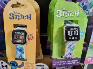 Reloj LED Disney Stitch (2 modelos). Precio unidad