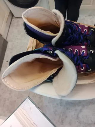 Patines de hockey o patinaje sobre hielo morado