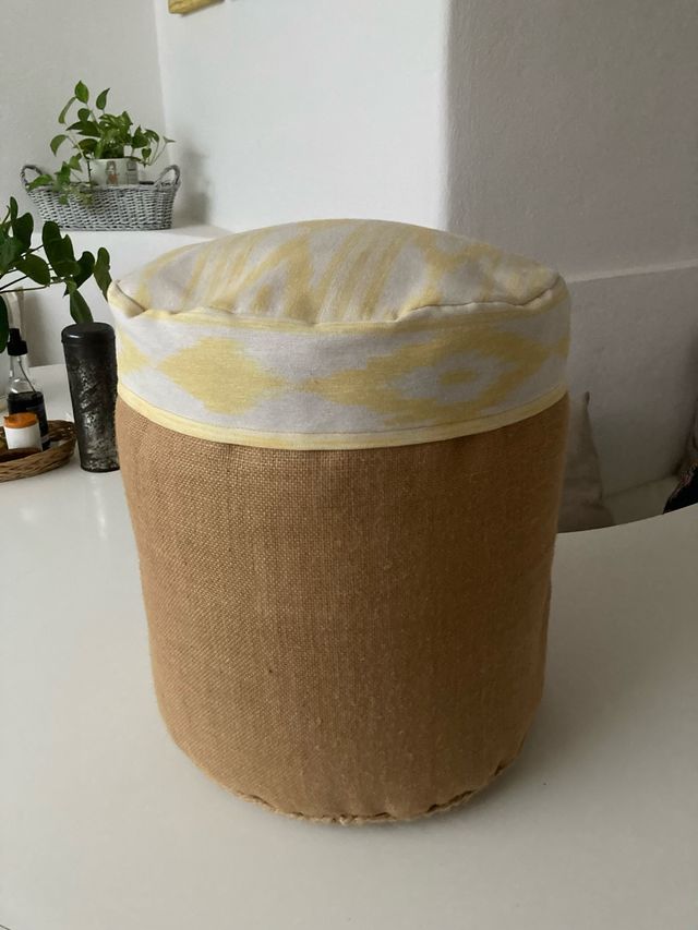 Puf redondo tela e juta