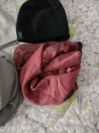 Set cappelli e sciarpe