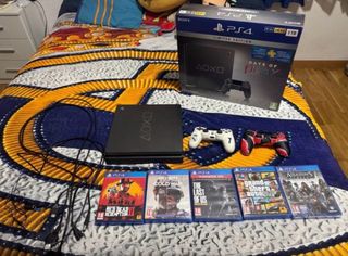 PS4 Edición Limitada Days of Play + 4 Juegos