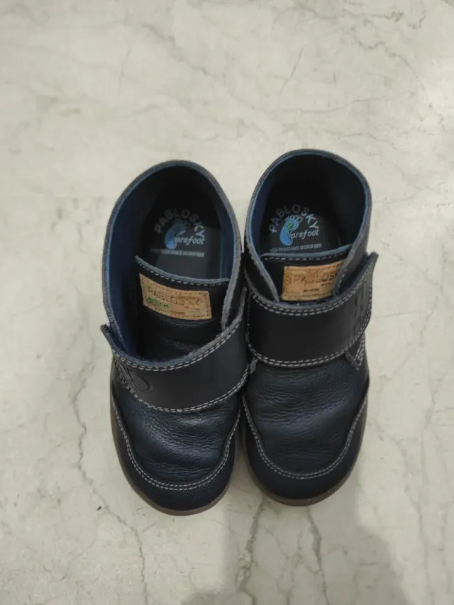 Botines piel de niño marca Pablosky