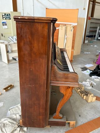 Piano Vertical Marca Barcelonesa