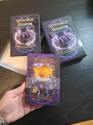 Witches' Wisdom Oracle Cards