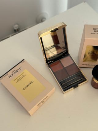 Set Guerlain: Base, Sombras y Labial