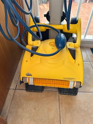 Robot per la pulizia delle piscine Dolphin