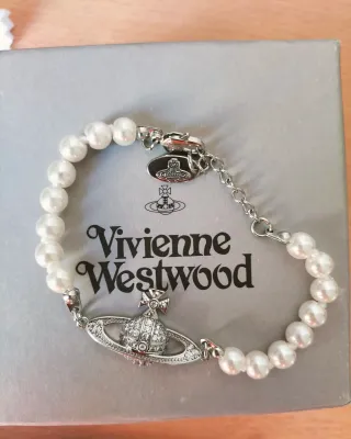 Pulsera Saturn Vivienne Westwood Perlas y Orb