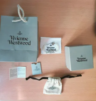 Pulsera Saturn Vivienne Westwood Perlas y Orb