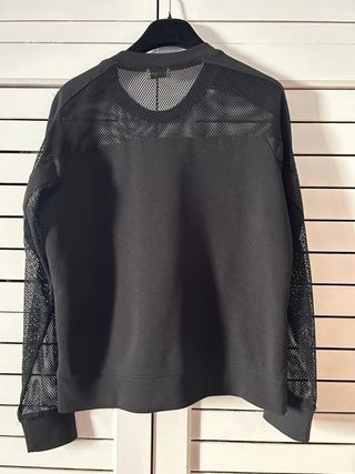 Camiseta Teria Yabar Malla Negra con Estampado