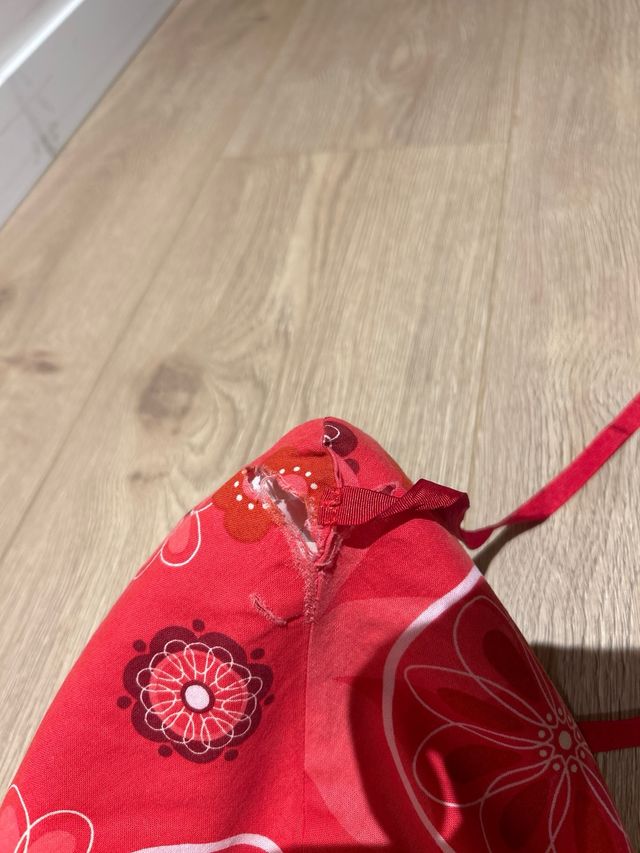 Cuscino per l'allattamento con stampa floreale