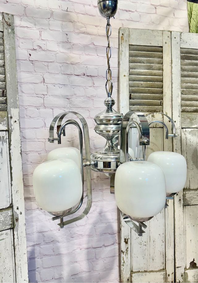 Lampada da soffitto stile Space Age