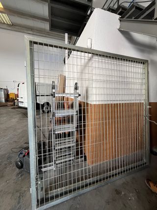 Puerta doble galvanizada 4m + postes