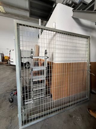 Puerta doble galvanizada 4m + postes