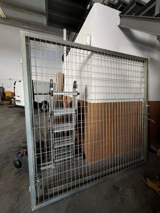 Puerta doble galvanizada 4m + postes